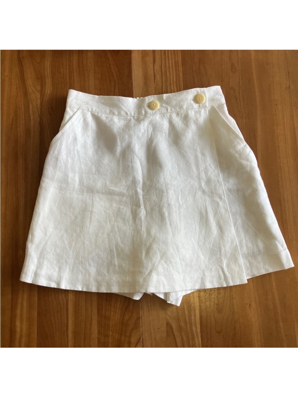 Ilana Kohn White Linen Skort with Button Detail